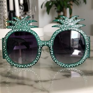 Pineapple shaped sunglasses